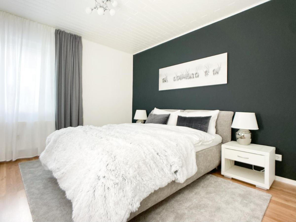 M-Style 01 Apartment Mit Terrasse Und Gasgrill, 24H Self-Check-In, Free Parking, Netflix نورنبيرغ المظهر الخارجي الصورة